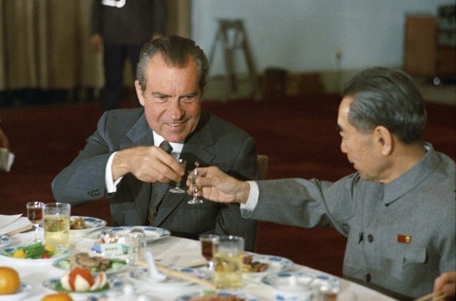 Nixon_and_Zhou_toast-720x476.jpg
