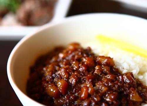 minced pork rice taiwanese.jpeg